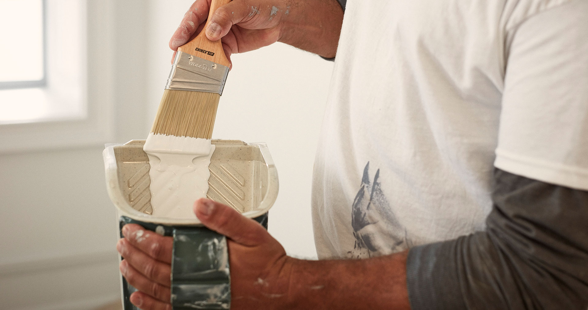 How To Load A Paintbrush Wooster Brush